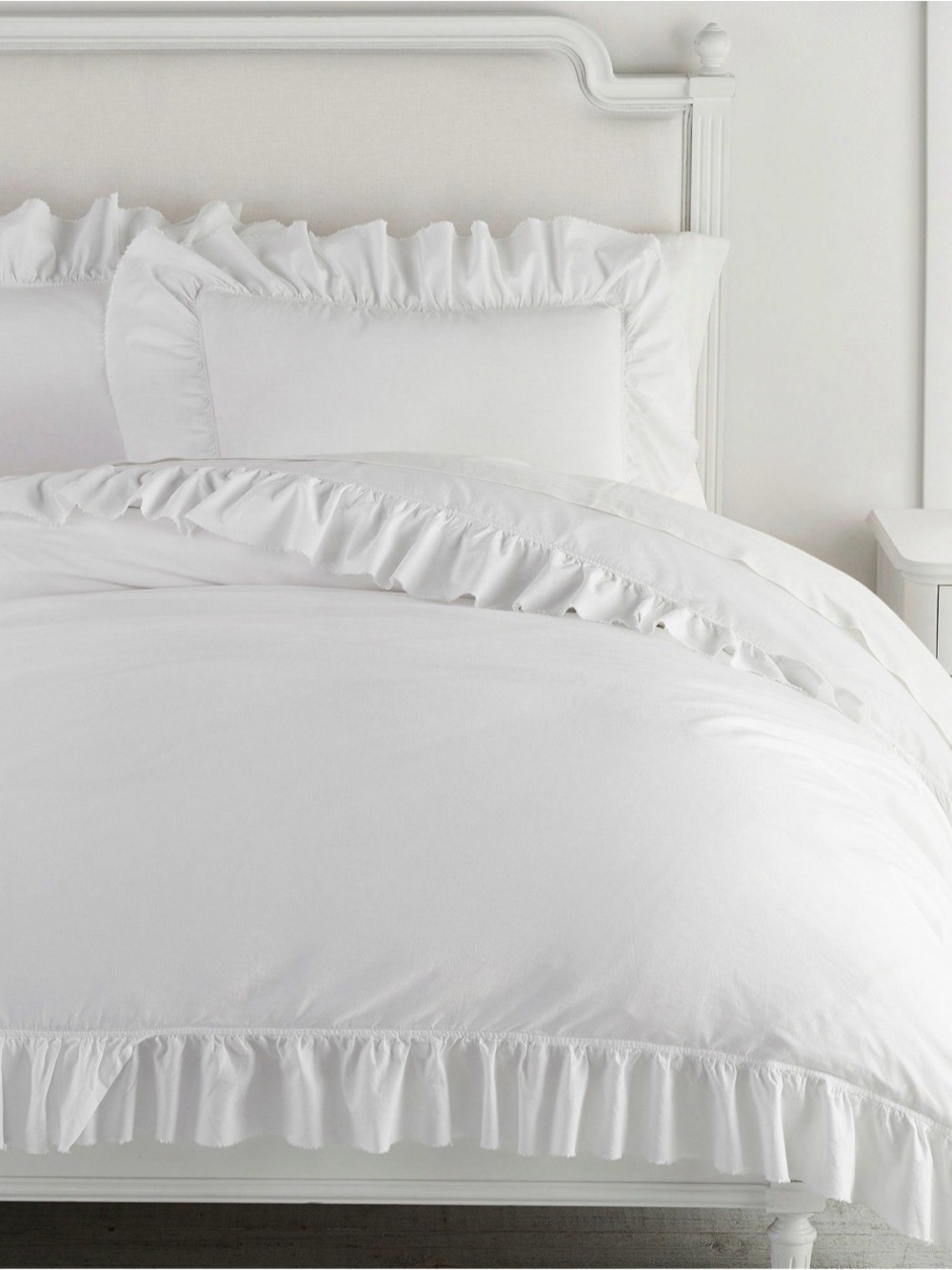 Pottery Barn Teen twin XL white ruffle duvet cover